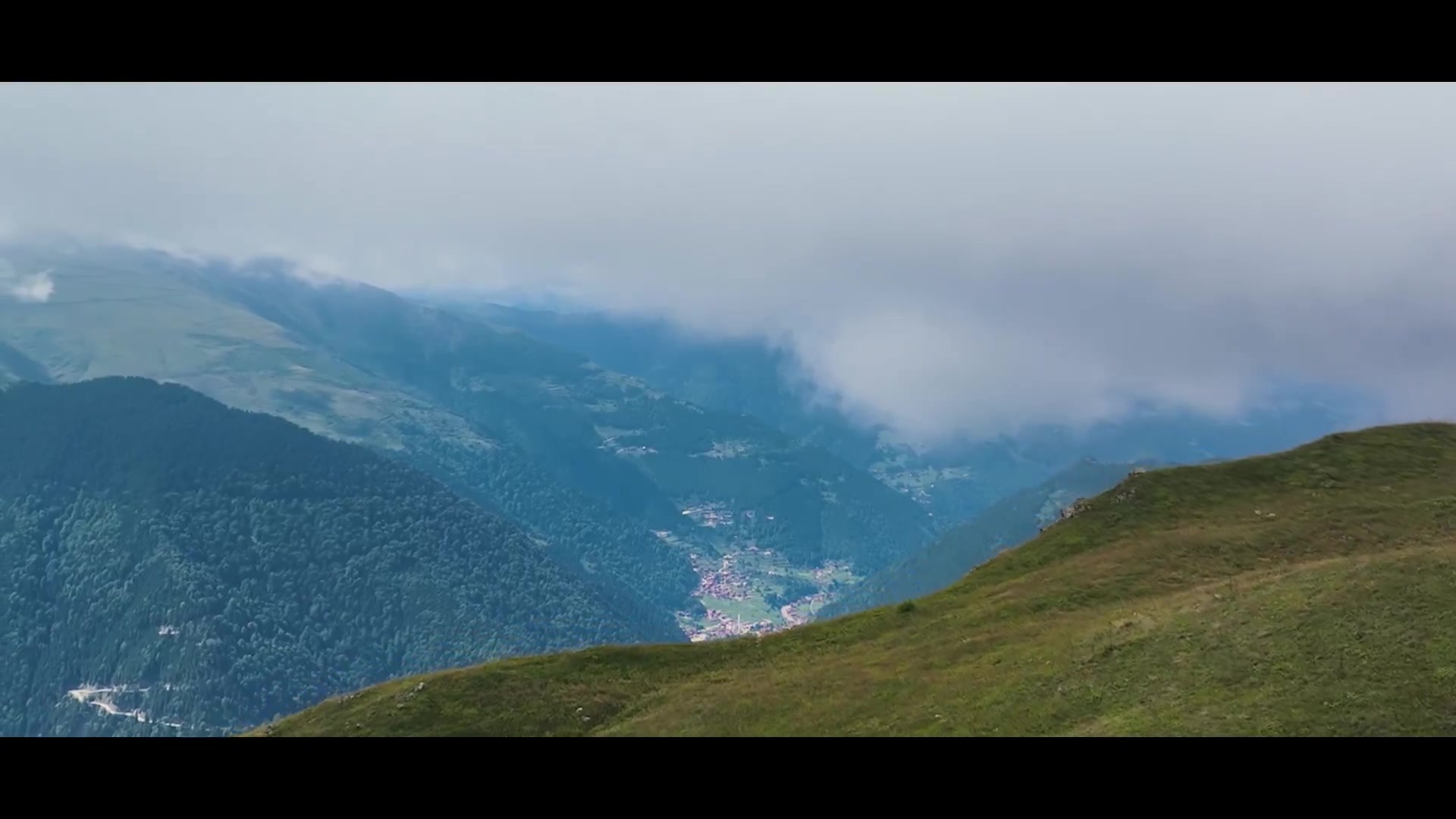 onanana…特拉布宗晒出短片：欢迎奥纳纳来到最伟大的城市球队