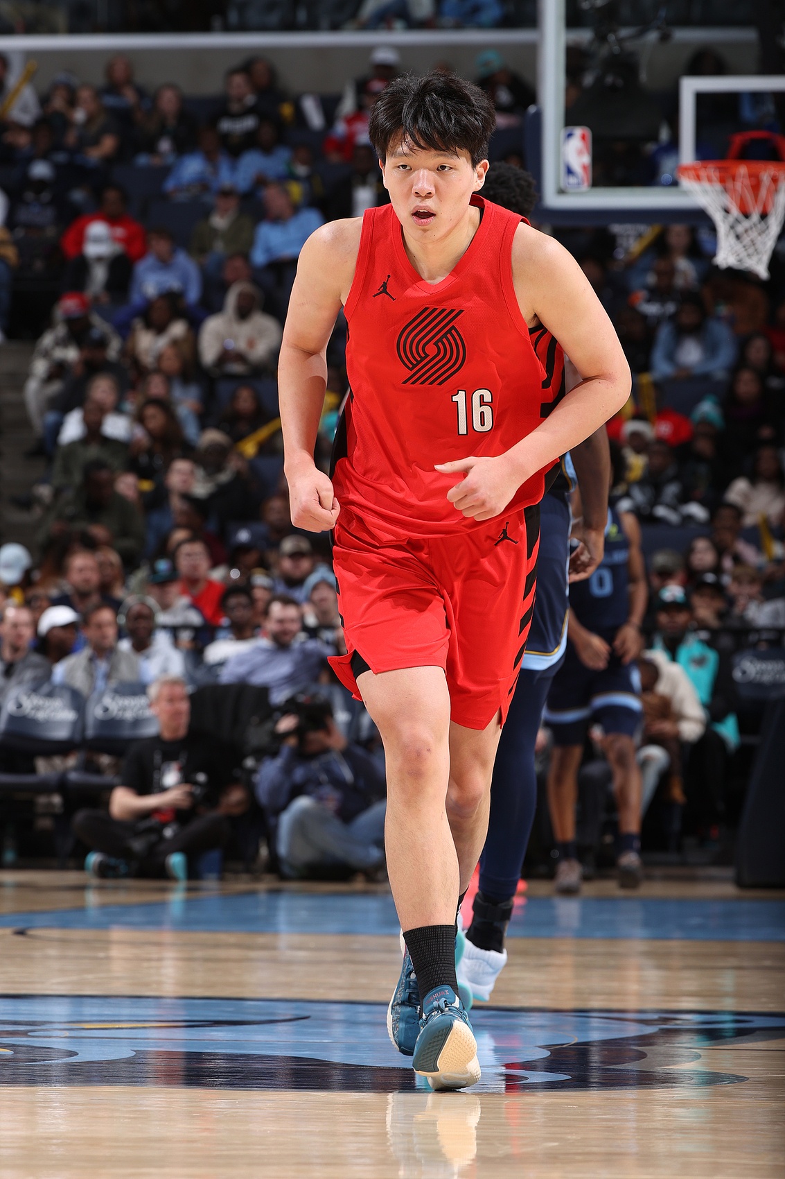 记者：杨瀚森的防守需要比赛时间积累才能提升 斯普利特没给机会