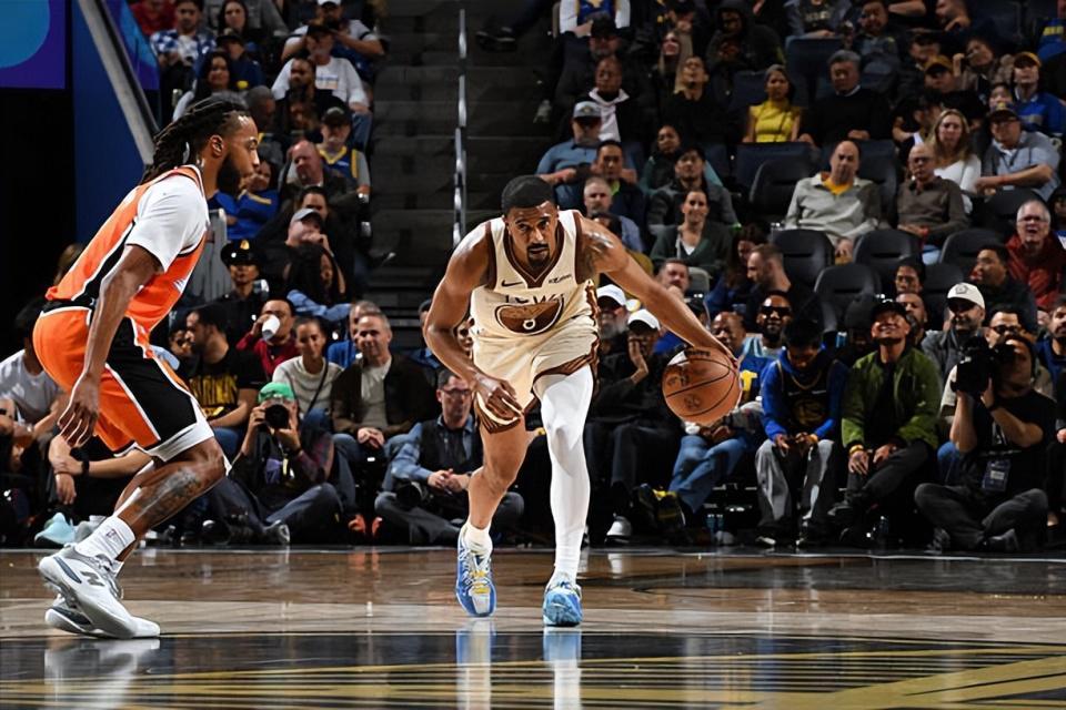 海洋之神590线路检测中心-一次又一次在场上打铁，勇士后场大闸为什么莫名其妙就上头了呢？