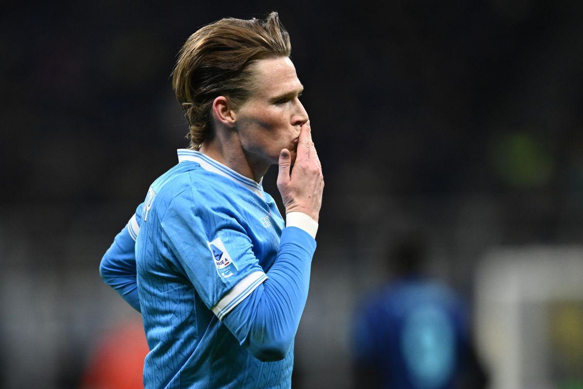 罗西建议卡里克：把麦克托米奈带回来吧！